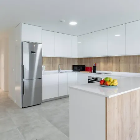 Bright And Stunning 2 Bed In Southbay - Rdr530 埃斯特波纳