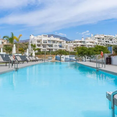Apartman Bright And Stunning 2 Bed In Southbay - Rdr530 Estepona