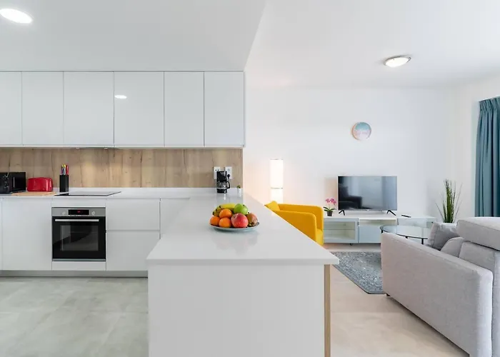 Bright And Stunning 2 Bed In Southbay - Rdr530